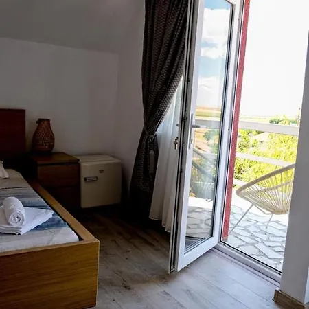 Vila Bucuria Villa *